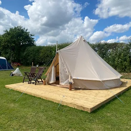 Luxury tent Roe Deer Meadow At Carr House Farm Scarborough