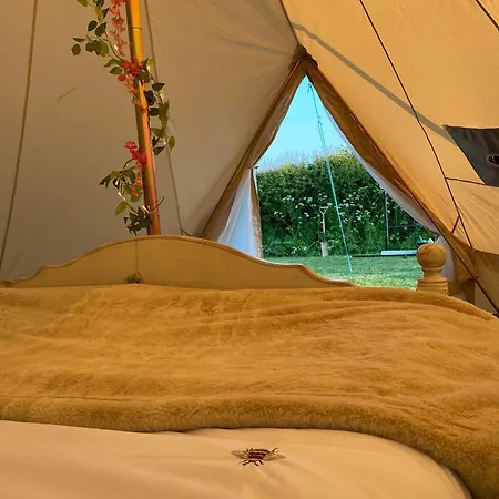 豪华帐篷 Roe Deer Meadow At Carr House Farm