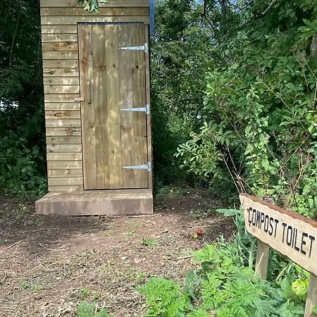 Luxury tent Roe Deer Meadow At Carr House Farm *